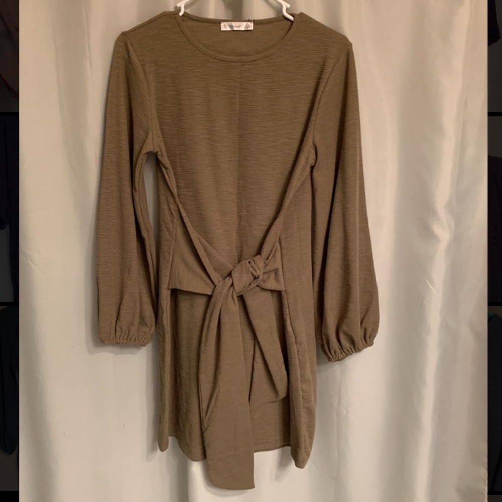 Olive Green R. Vivimos Tie-Waist Dress, L